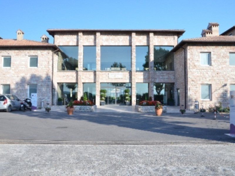 Th Assisi - Hotel Cenacolo Eksteriør billede