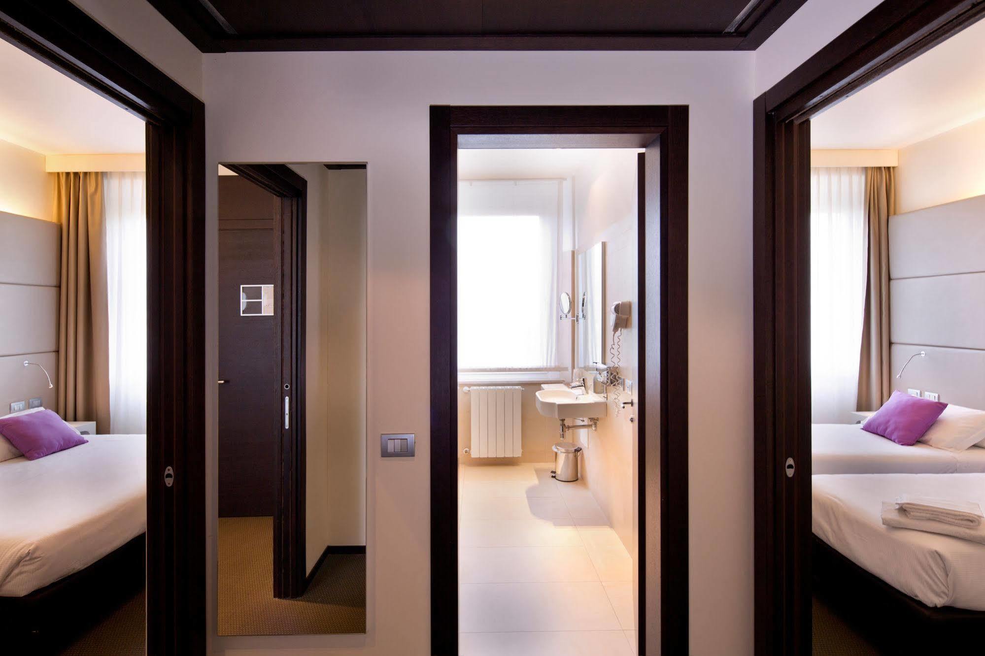 Th Assisi - Hotel Cenacolo Eksteriør billede