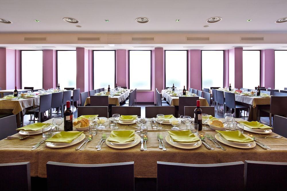 Th Assisi - Hotel Cenacolo Eksteriør billede